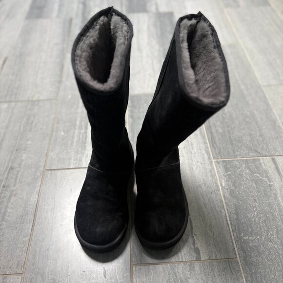 UGG Knightsbridge Tall Suede Shearling Lined Back Zip Boots Black Size 8 - Picture 12 of 13